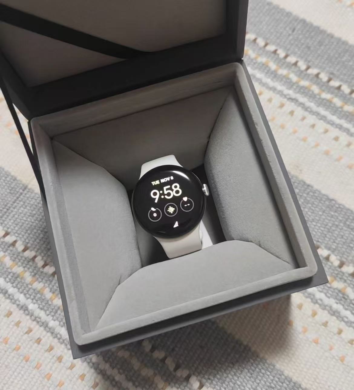 (Orijinal Ambalaj Yok) Google  - Smartwatch X incelemesi ve fiyatı